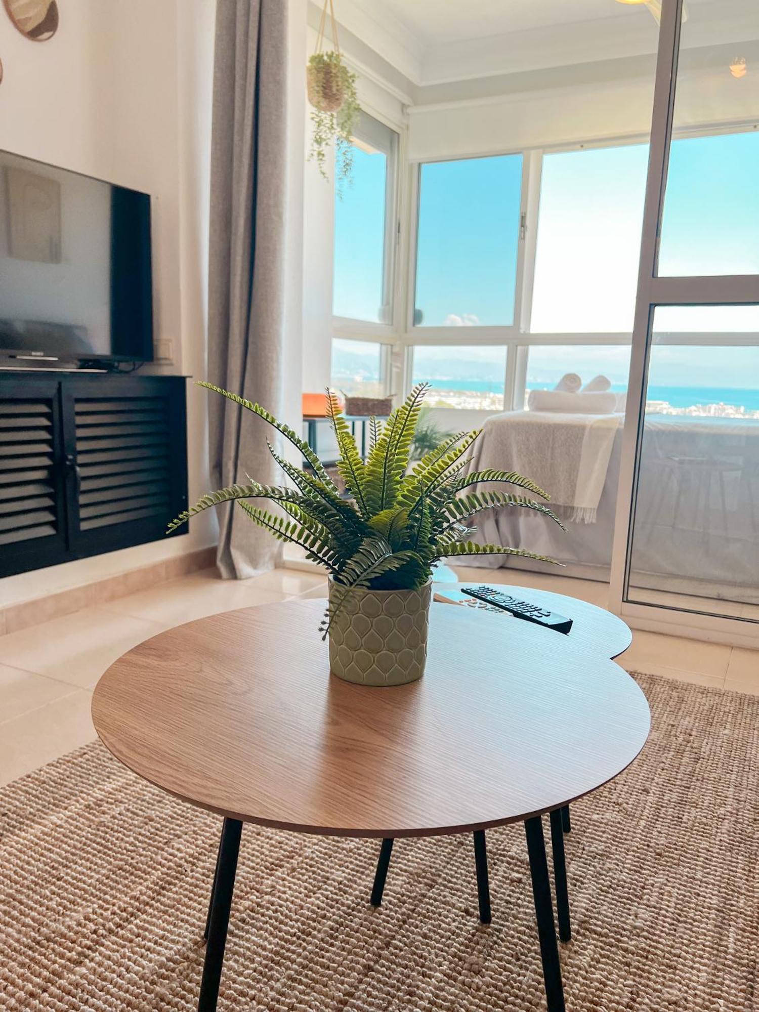 Апартаменти Cozy Flat With Sea Views La Torre Торремолінос Екстер'єр фото