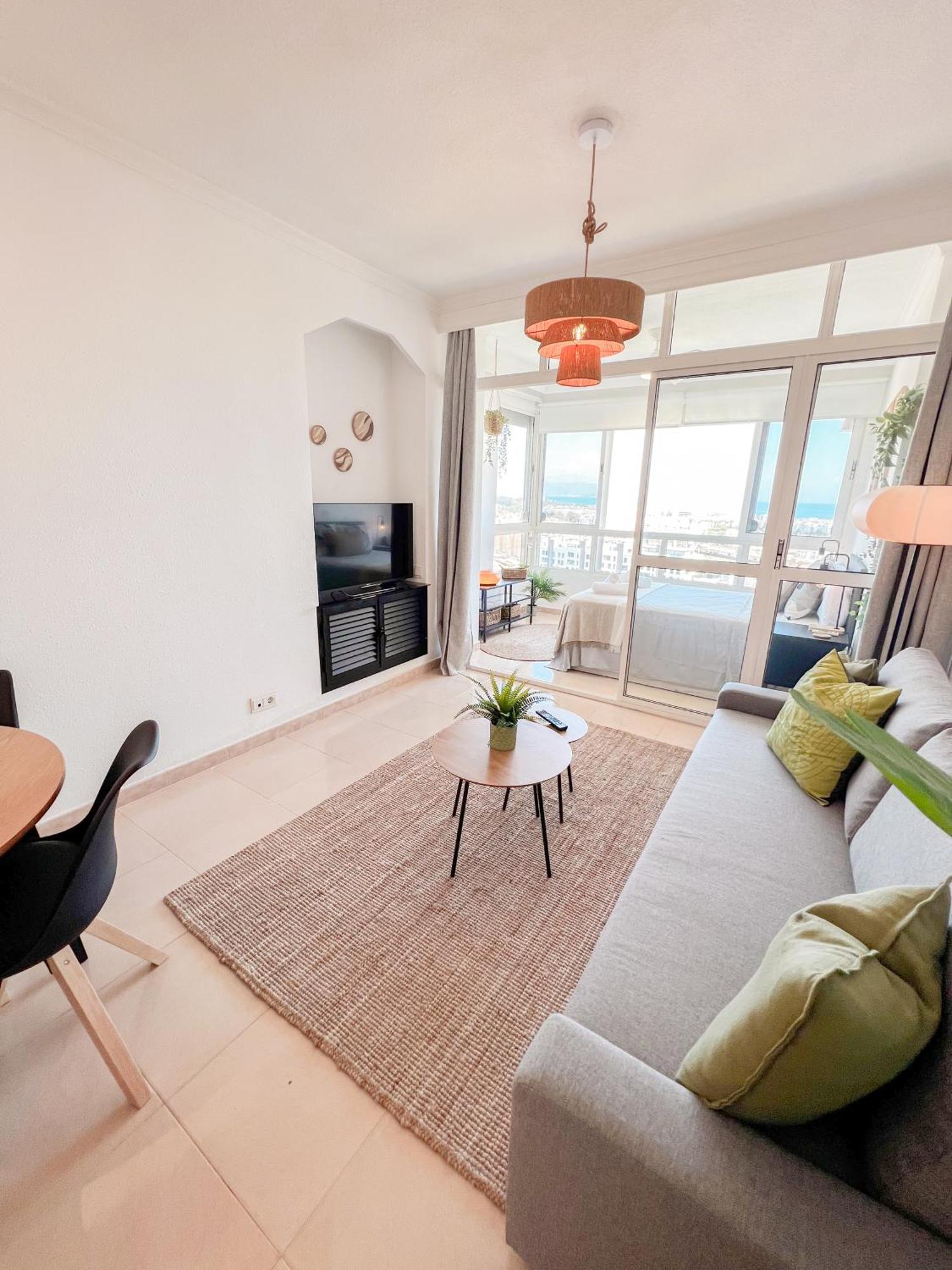 Апартаменти Cozy Flat With Sea Views La Torre Торремолінос Екстер'єр фото