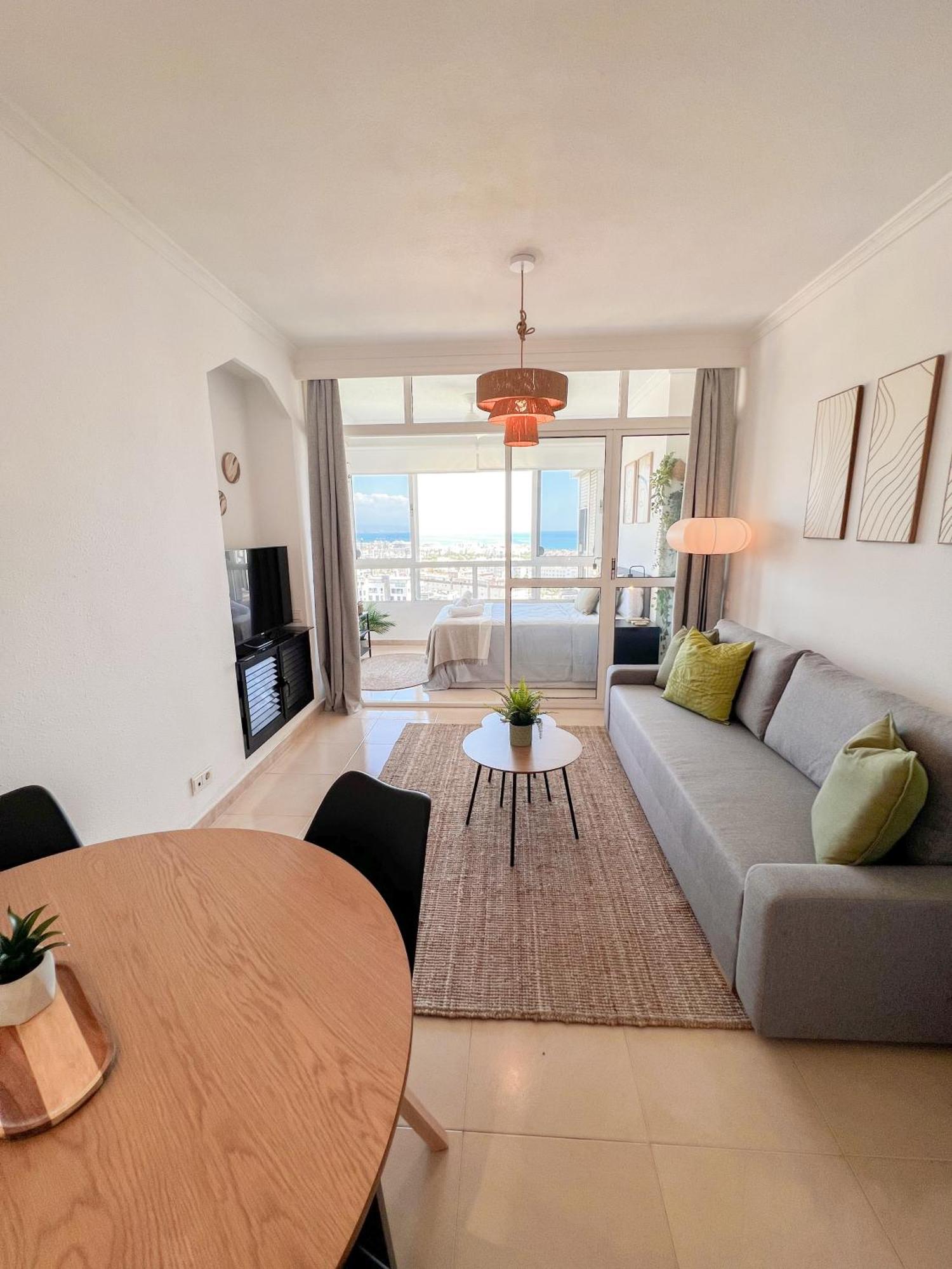 Апартаменти Cozy Flat With Sea Views La Torre Торремолінос Екстер'єр фото