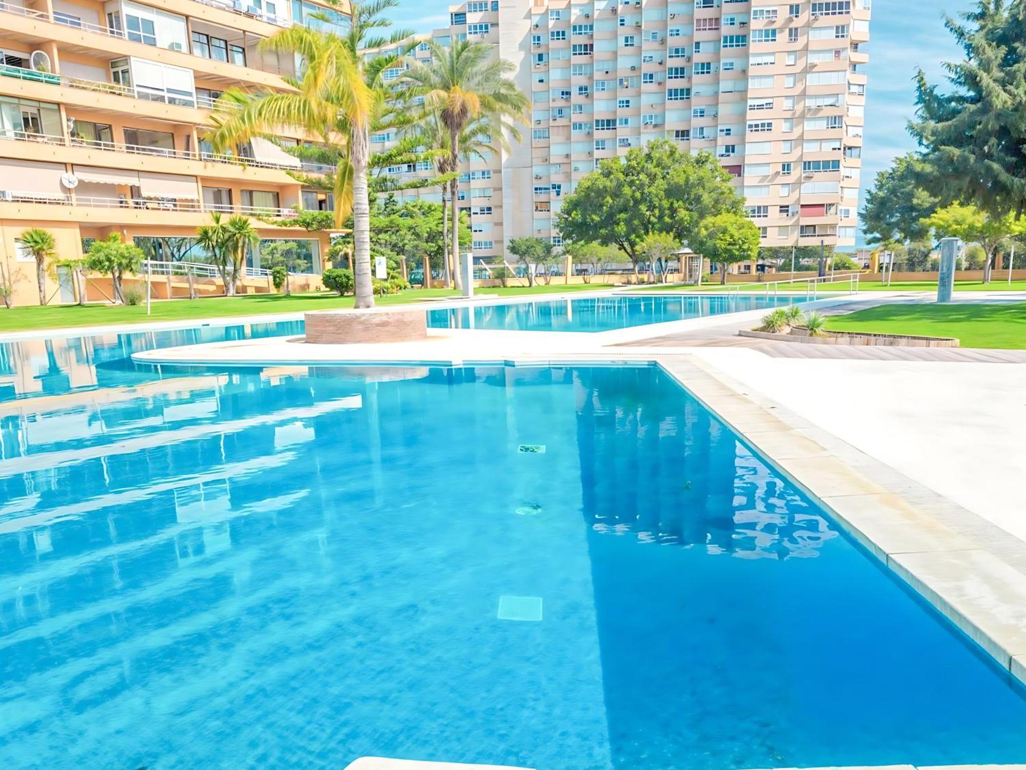 Апартаменти Cozy Flat With Sea Views La Torre Торремолінос Екстер'єр фото